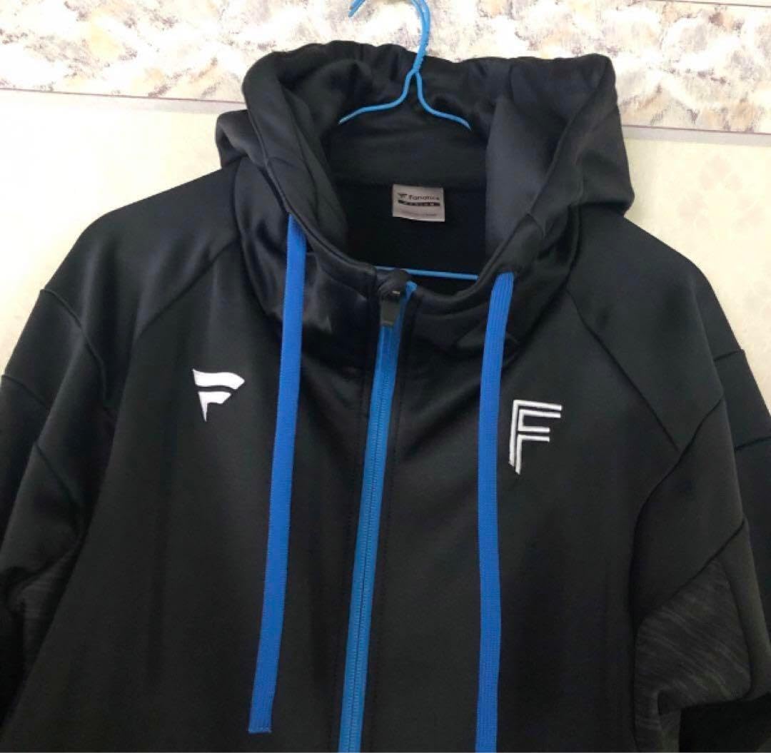 北海道日本ハムファイターズフード付ブラック監督・選手愛用Mediumサイズ 北海道日本ハムファイターズフード付ブラック監督選手愛用Medium